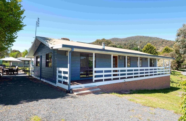 Lake Jindabyne Lodge