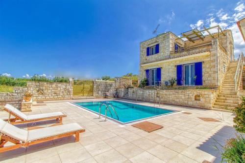 Lake Villas II