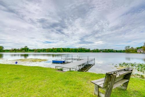 Lakefront Getaway with Dock in Akron
