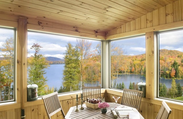 Lakefront Guest House at Ondine Estate