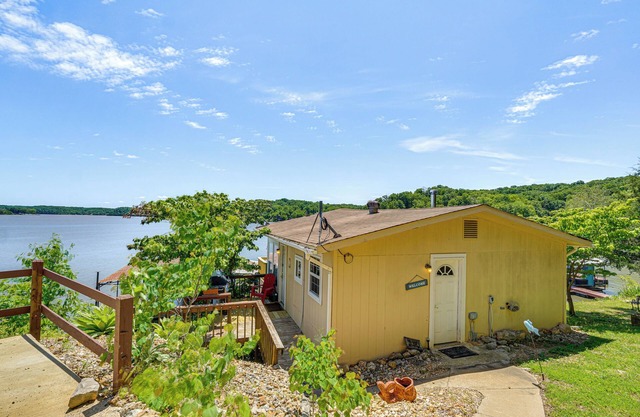 Lakefront Ozark Cottage: Deck w/Covered Dock!