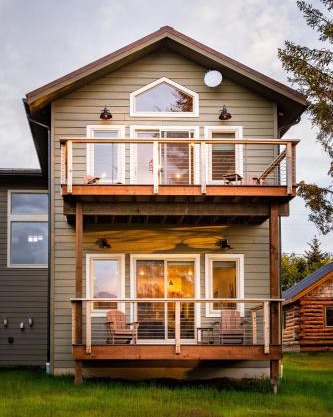 Lakeshore Lodging Suites