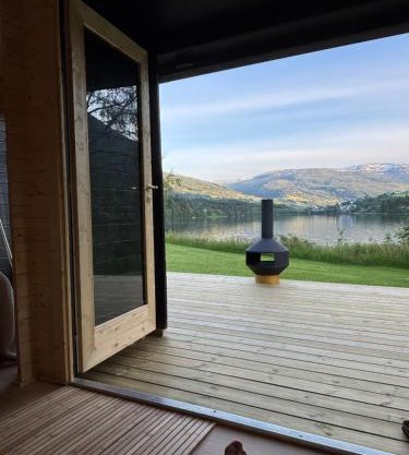 Lakeside Glamping