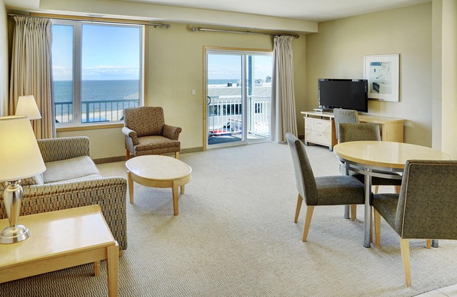 Lakeview Gimli Resort & Conference