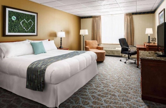 Lakeview Golf Resort Hotel Studio w Indoor Pool & Spa Sauna