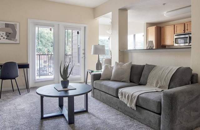 Landing | Amazing 1BD, Gym, Pool