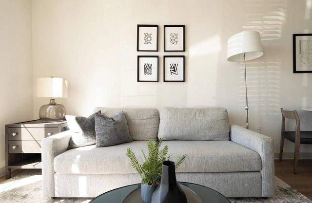 Landing at Pine 25 North End - 1 Bedroom in Try.