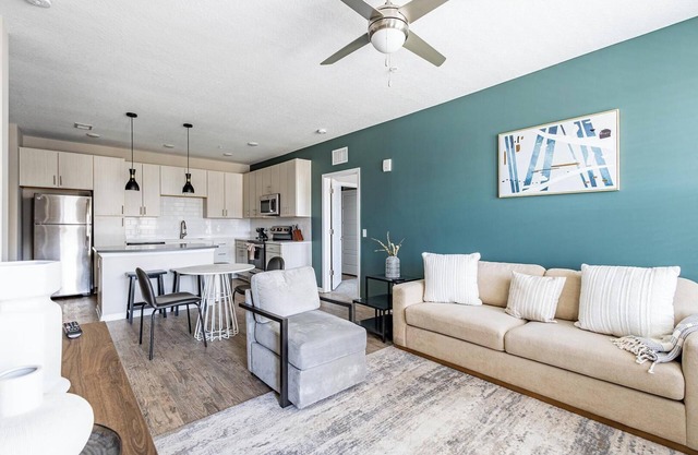 Landing at Tapestry Turfway - 2 Bedrooms in Flo.