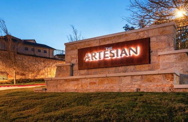 Landing at The Artesian at Bee Cave - 2 Bedroom.