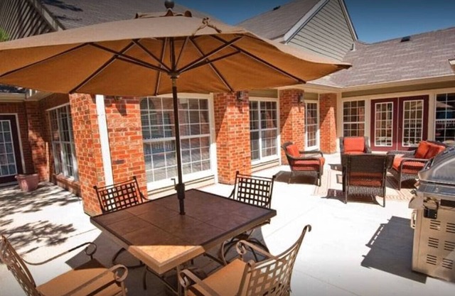 Landing at The Green at Chevy Chase - 2 Bedrooms in Downtown Buffalo Grove