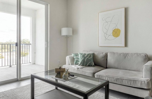 Landing at The Vistas at Eastwood - 1 Bedroom i.