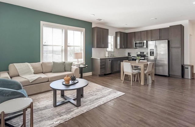 Landing at Vecina - 2 Bedrooms in Stone Oak