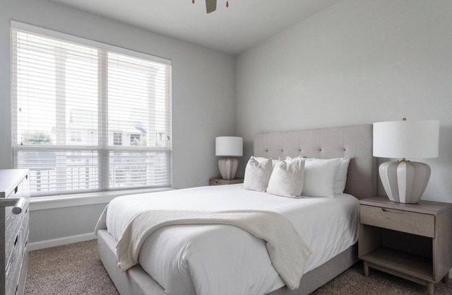 Landing | Incredible 1BD, Pool, Clubhouse