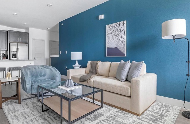 Landing | Modern 1BD, Gym, Pool