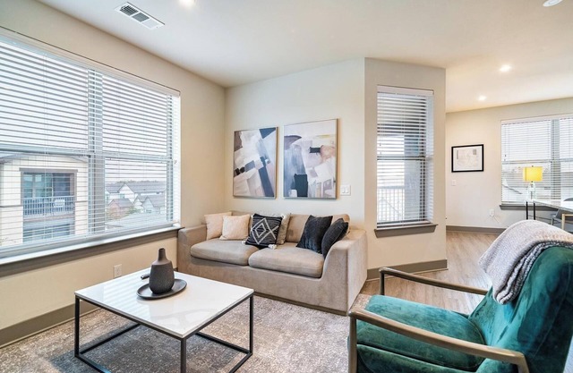 Landing | Stylish 2BD, Gym, Clubhouse