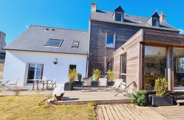 Large and cosy gîte in the heart of Ushant Island