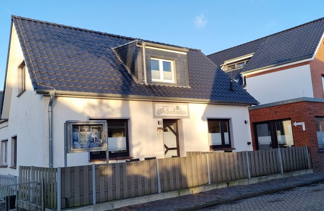 Large double room Störtebeker facing the garden