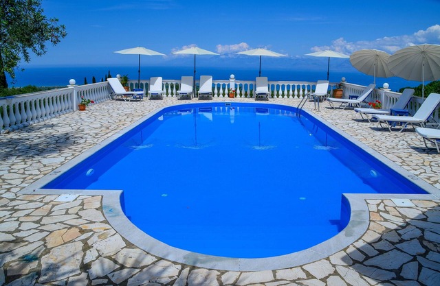 Large family Villa in Loutses 10 minutes from Kassiopi Panoramic sea views