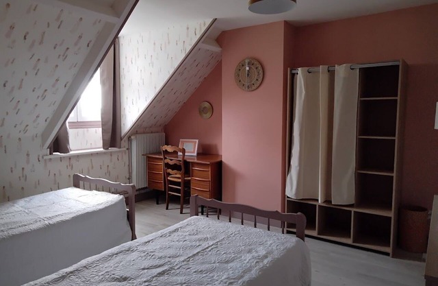 Large, fully renovated house on enclosed grounds