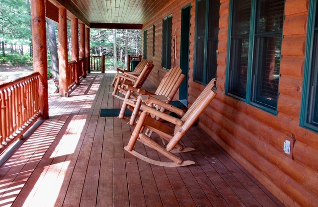 Large lodge perfect for a relaxing, quiet getaway.
