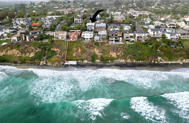 Large Ocean View Apt Balcony with Two King Suites
