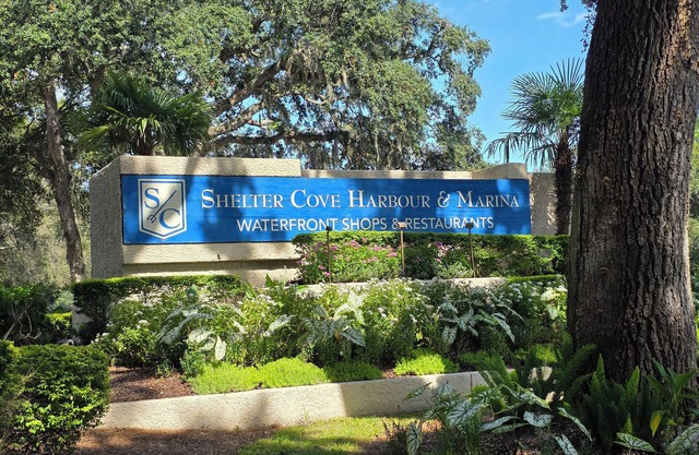 Large Villa, Iconic Location Shelter Cove Marina Harbour Walk, Full Harbor Views