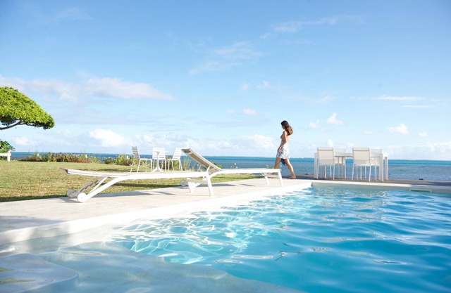 Large villa Le Ficus by the sea with swimming pool