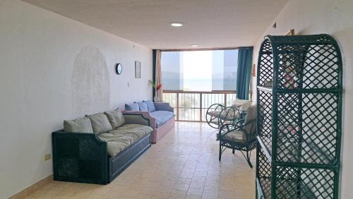 Las Antillas apartment with sea view