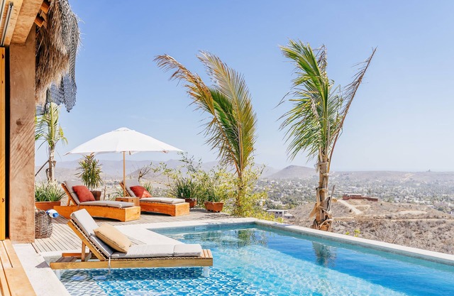 Las Nubes Todos Santos Solo Adultos