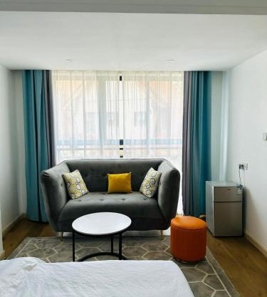 Laurel hill suites studio 508