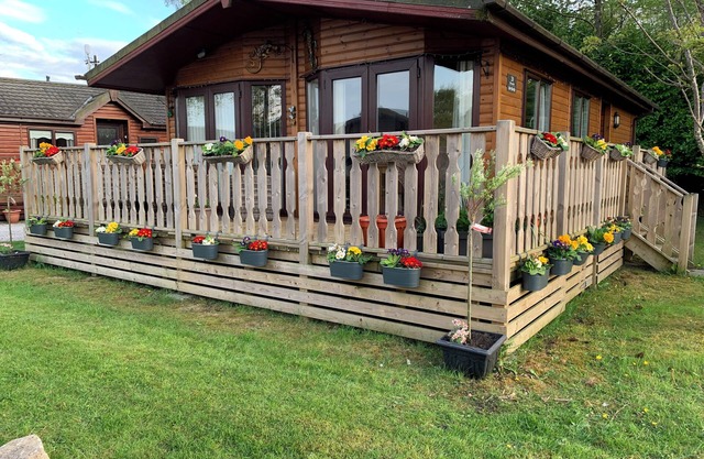 LAVENDER LODGE, pet friendly in South Lakeland Leisure Village