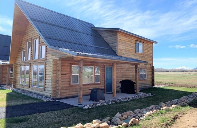 Lazy Moose Cabin