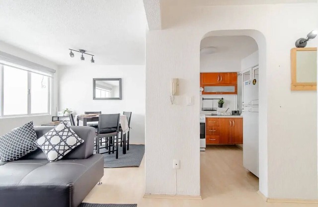 LC122- 2BDR/2BTH - One Bedroom Apartment, Sleeps 4