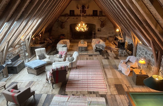 Le buron est équipée de 4 chambres dont une familiale à l’étage