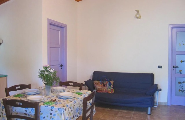 LE CASTELLA RESIDENCE APP. 7