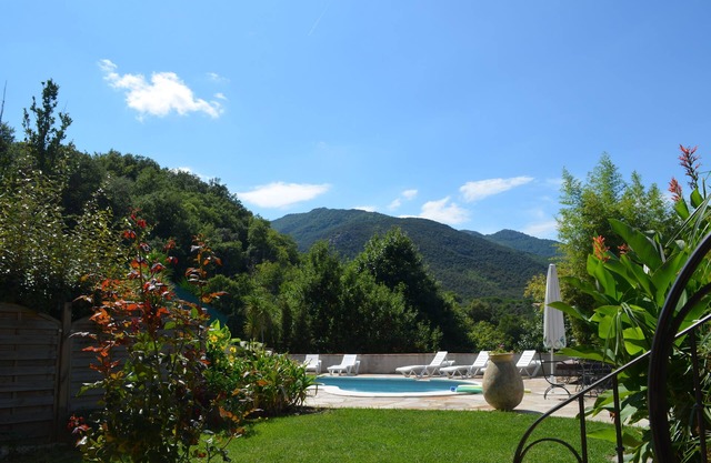 LE NEULOS, Cosy apartment with exterior, quiet, 2* listed