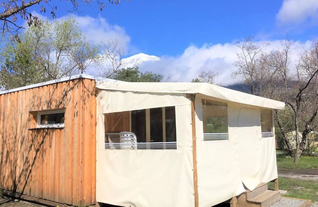 Le Petit Liou Sites & Paysages * - Ecolodge Confort Insolite Premium with toilets for 4 people