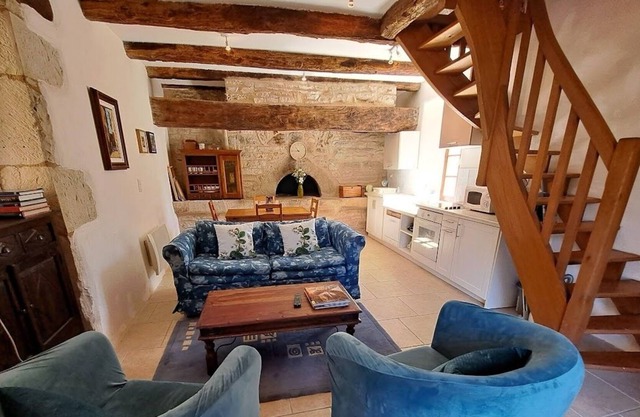 Le Rosier - cozy wooden and stone house in the countryside