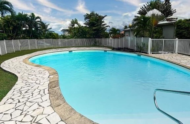 Le Tainos: sea view and pool