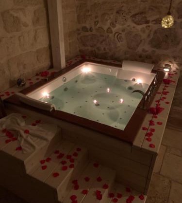 Le Vecchie Mura suite & room