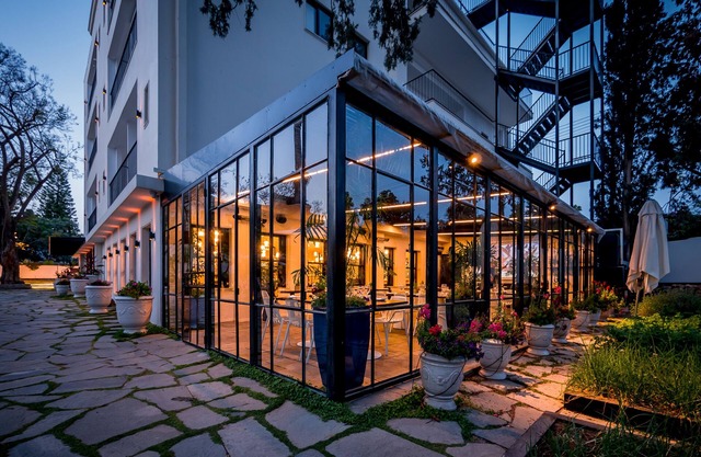 Lear Sense - Experience Luxury Hotel