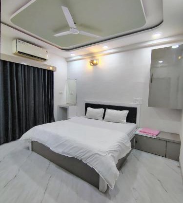 Leela Home stay Indore - Marigold - One BHK with large balcony