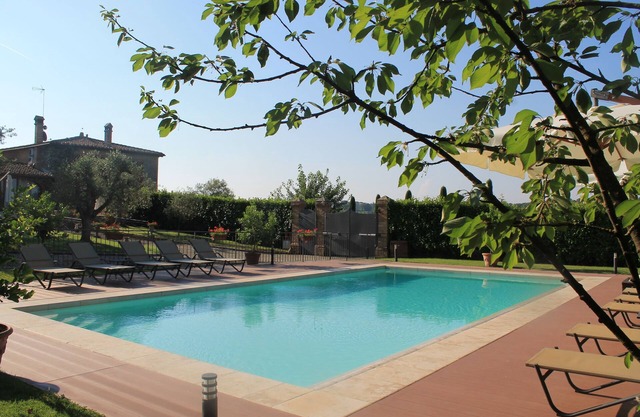 Legnaia countryside luxury property, shared pool, ideal base to discover Tuscany