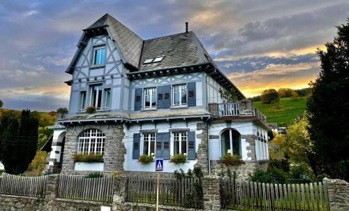 LES ÉCRINS - B&B with jacuzzi
