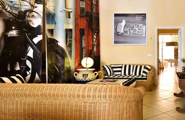 Les Maisons: Il Loft by Rentbeat