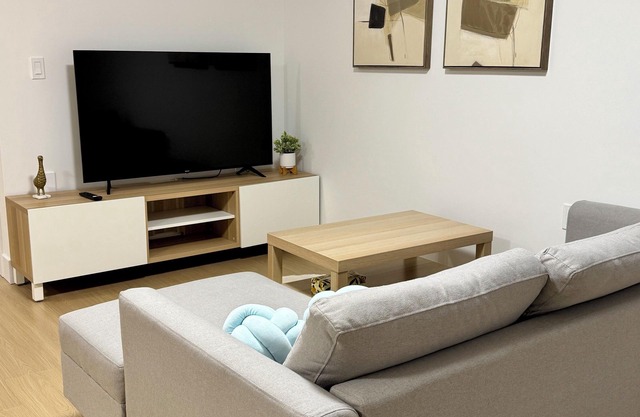 Levida Living - Cozy 2 Bedroom Suite at the Heart of Langley