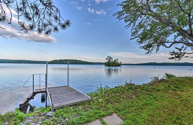 Life on the Lake with Private Dock and Fire Pit!