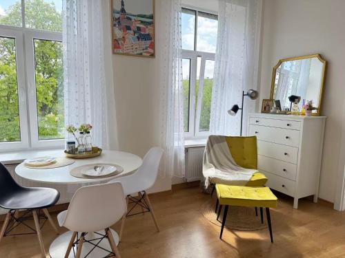 Light & Linen Nest Riga - Near Old Town with FREE Parking!