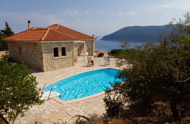 Liladi Stone-Built Villa With Exclusive Pool.