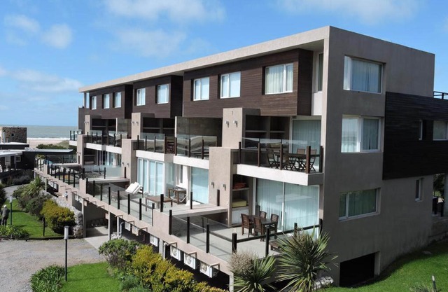 Linda Bay 522 y 506